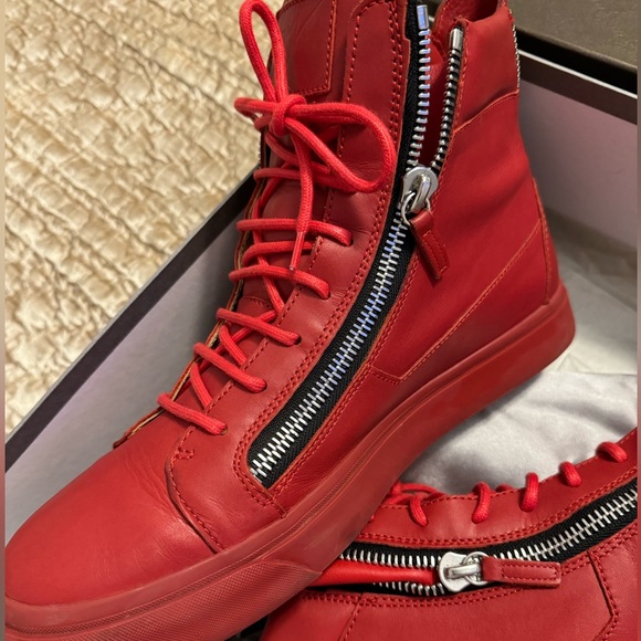 “Giuseppe”men’s US 12 authentic sneaker - Picture 7 of 8